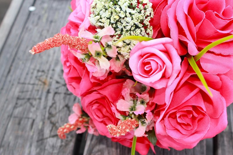 Moss & Floral Accents
